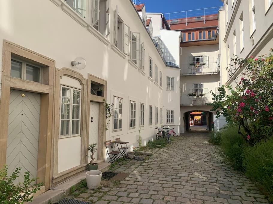 ウィーン Kleines Stadthaus In Toplageヴィラ エクステリア 写真
